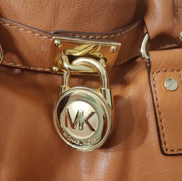 MK Michael Kors Hamilton Camel Brown Leather Large Tote - Picture 9 of 13